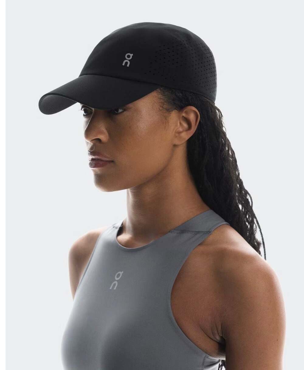 On Running Lightweight Cap Black Running Hat